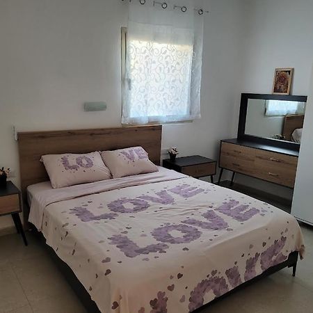 צימר ברחובות - Israeli Home Bagian luar foto