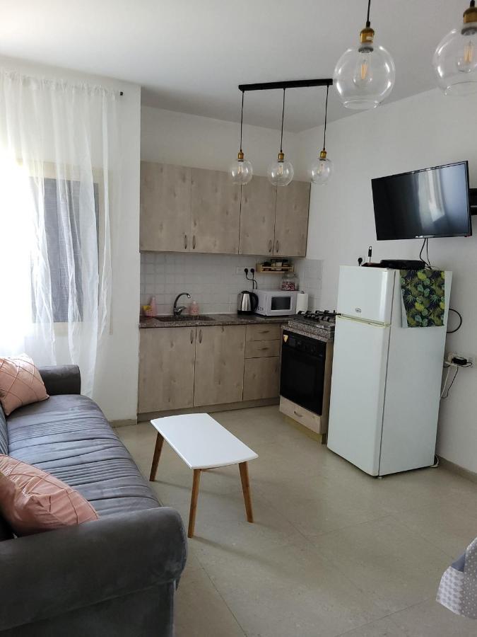 צימר ברחובות - Israeli Home Bagian luar foto