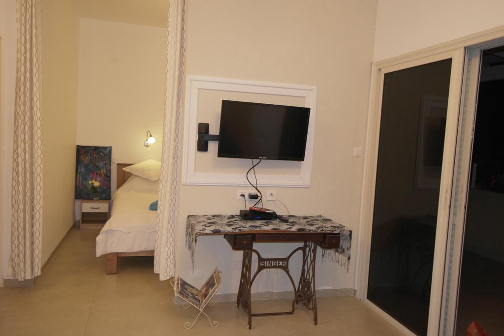 צימר ברחובות - Israeli Home Bagian luar foto