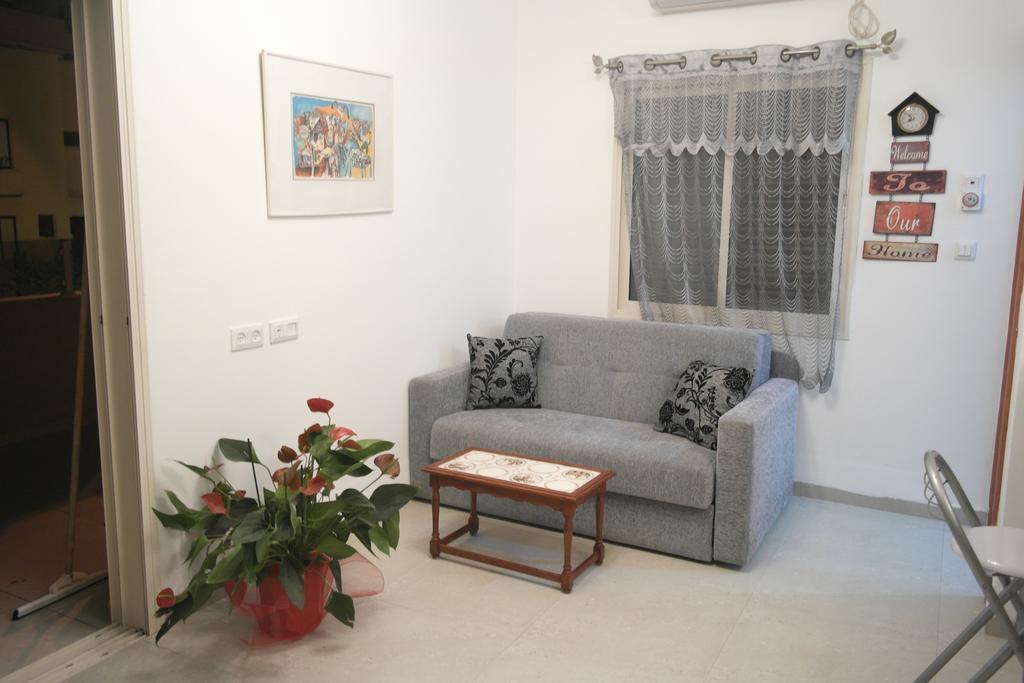 צימר ברחובות - Israeli Home Bagian luar foto