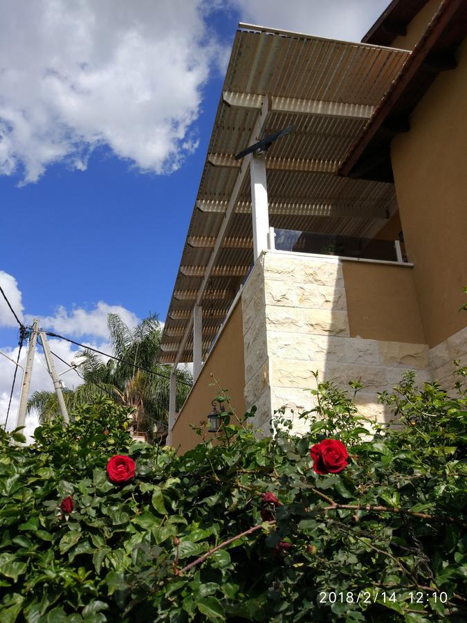 צימר ברחובות - Israeli Home Bagian luar foto